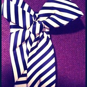 Valentino Garavani satin bow clutch